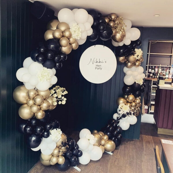 86pcs New Year Ballons Set Black and Gold Balloon Garland Arch Kit, Black Gold White Latex Balloons for Graduation Party Birthday Anniversary Festival