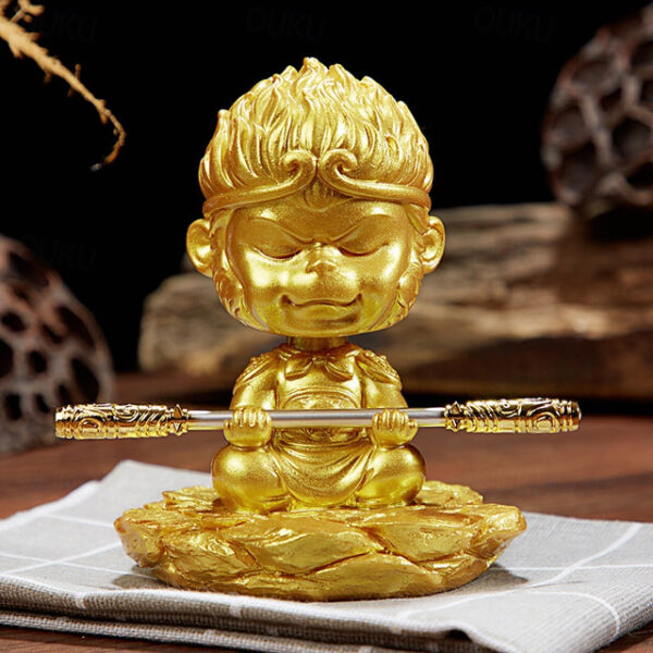 Sun Wukong Resin Statue Car Ornament Monkey King Figurine with Golden Staff - Great Sage Equal to Heaven Creative Car Interior Decoration for Men, Veh