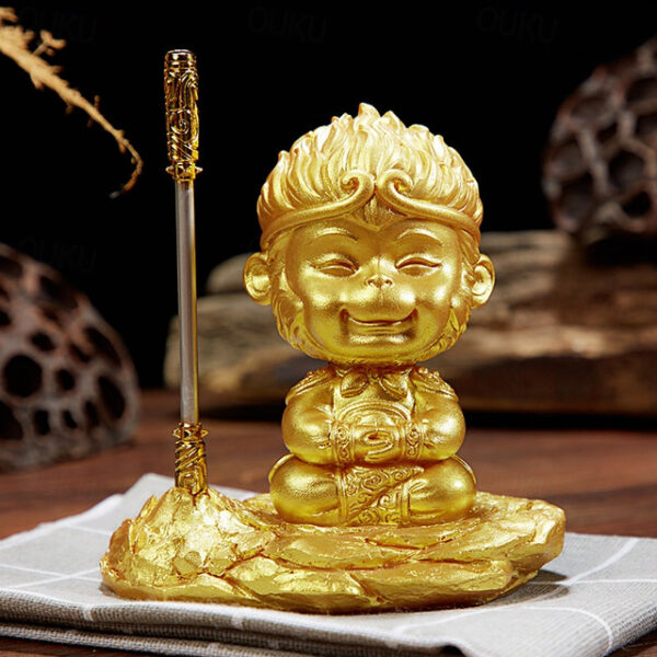 Sun Wukong Resin Statue Car Ornament Monkey King Figurine with Golden Staff - Great Sage Equal to Heaven Creative Car Interior Decoration for Men, Veh